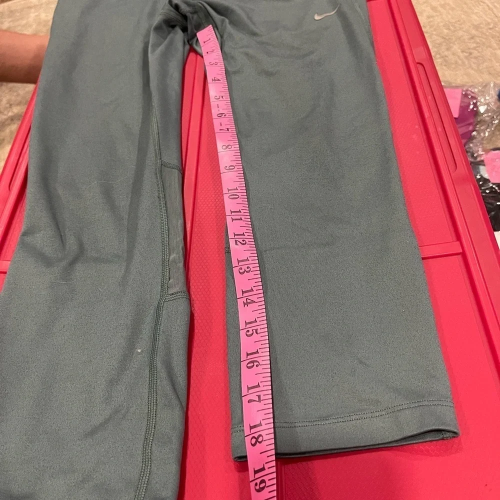 Nike Running greenish Teal SMALL, so soft , comfy cropped
